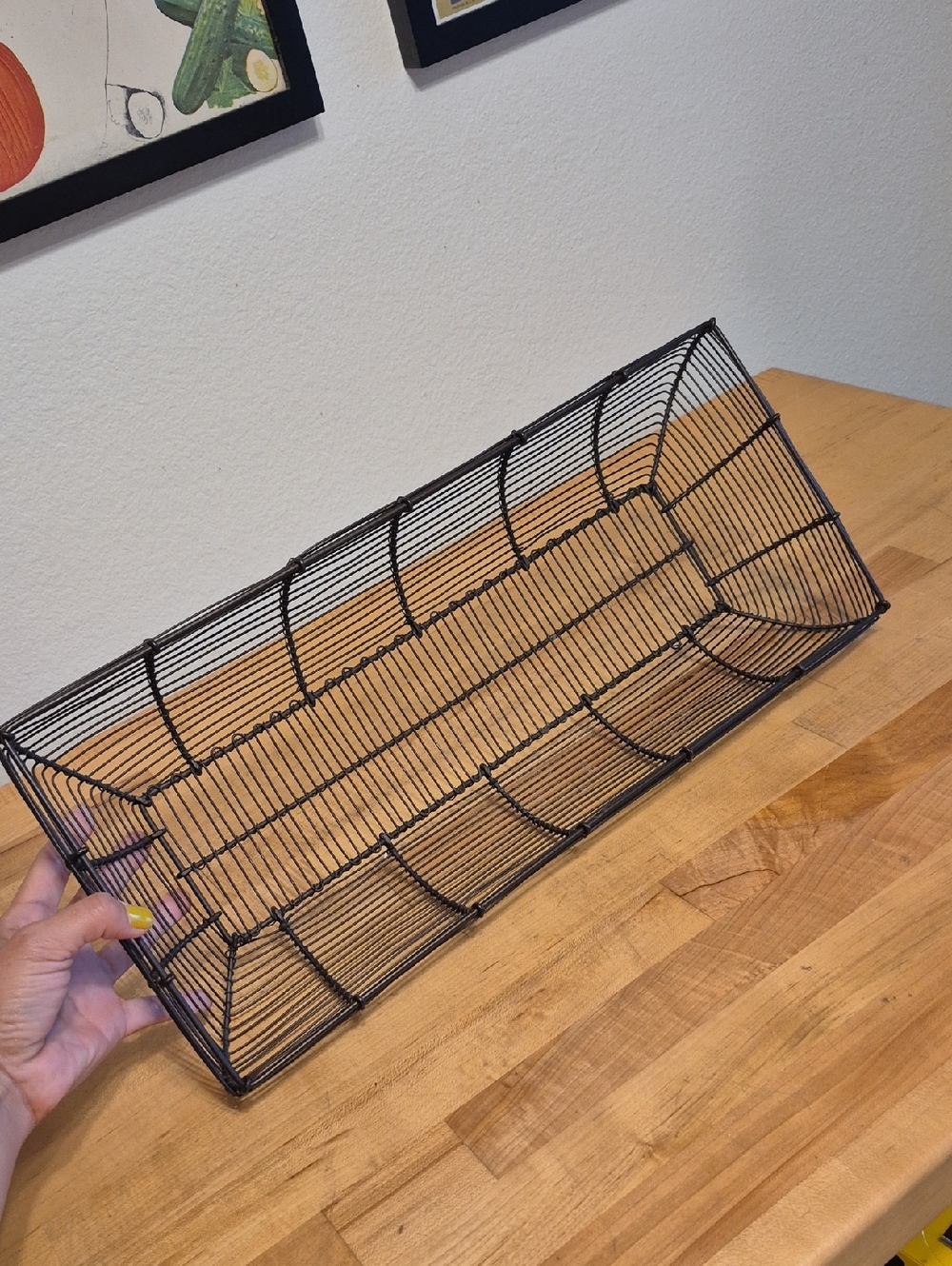 Large Rectangular Wire Basket - Picture 3 of 9